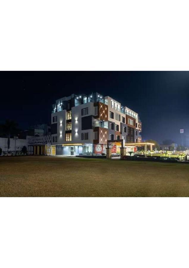 Hotel Shivay President Удджайн Экстерьер фото