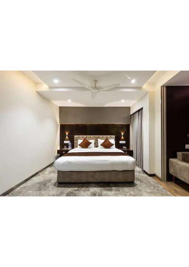 Hotel Shivay President Удджайн Экстерьер фото