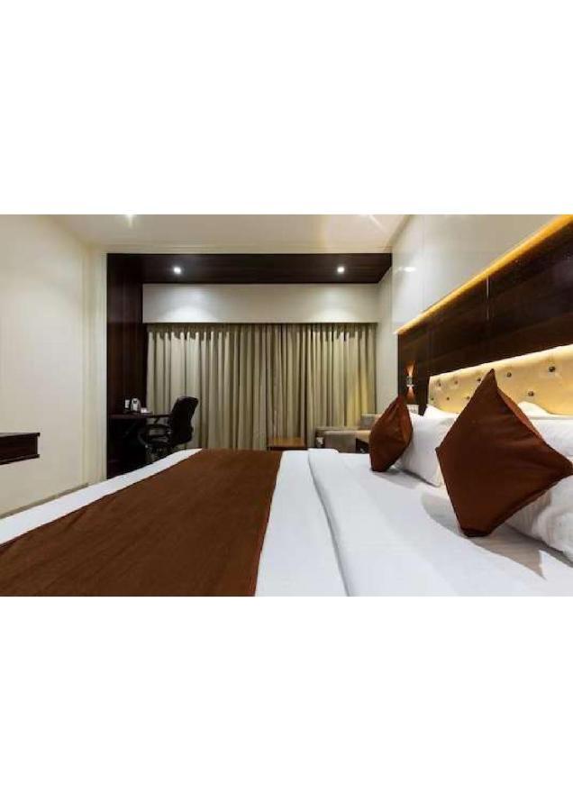 Hotel Shivay President Удджайн Экстерьер фото